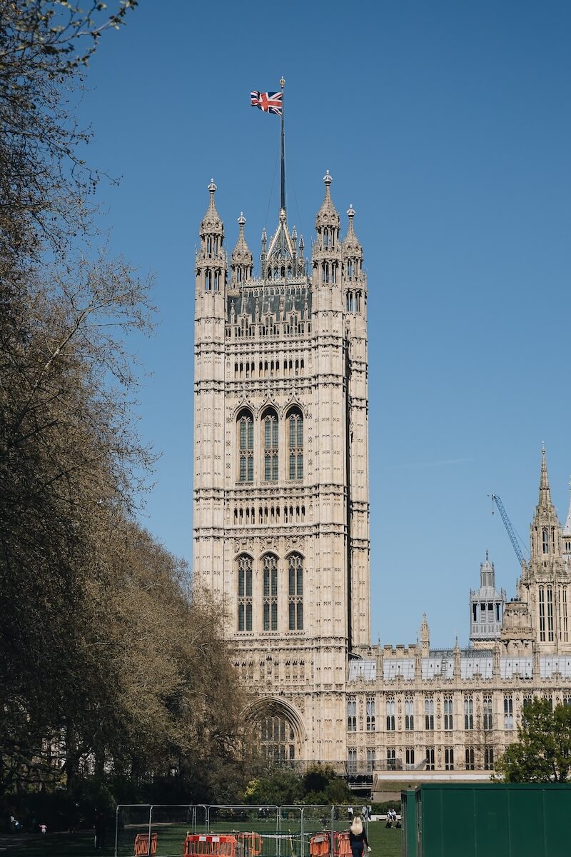 Seeing London by bike and views of the Elizabeth Tower, Houses of Parliament